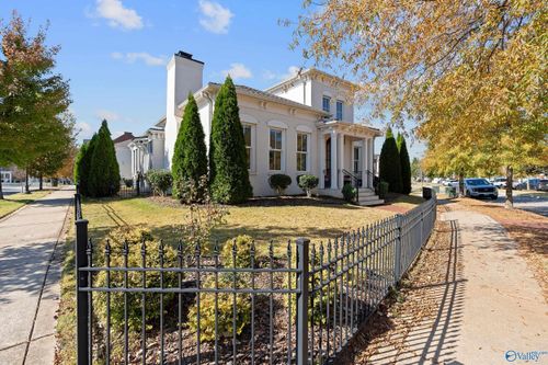 71 Hillcrest Ave Nw, Huntsville, AL, 35806-4146 | Card Image