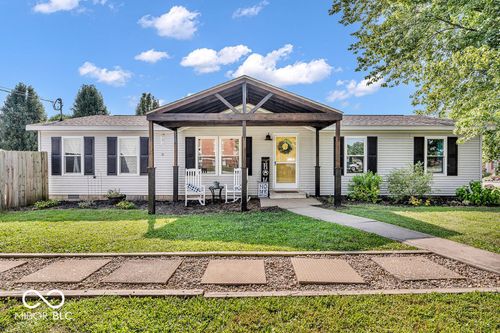 103 S Church St, Bainbridge, IN, 46105-9727 | Card Image