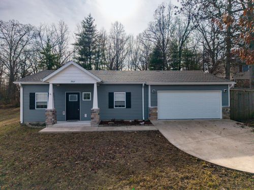 1907 Lakeview Dr, Ava, MO, 65608-5227 | Card Image