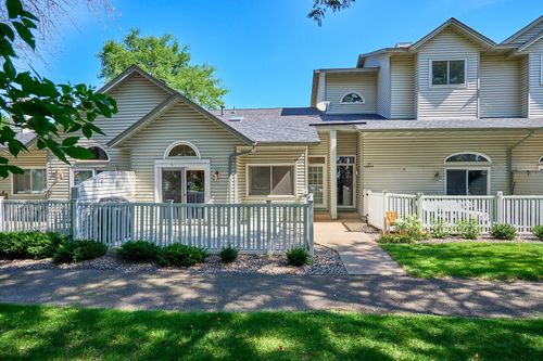 12857 82nd Pl N, Maple Grove, MN, 55369-7308 | Card Image