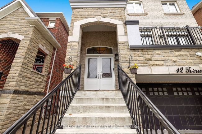 12 Torraville St, House other with 7 bedrooms, 6 bathrooms and 4 parking in Brampton ON | Image 7