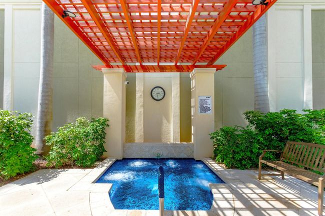 APT-301 - 804 E Windward Way, Condo with 3 bedrooms, 2 bathrooms and null parking in Lantana FL | Image 44