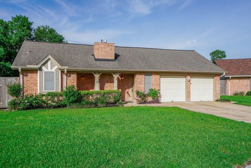 10639 Tenneta Dr, Houston, TX, 77099-4517 | Card Image