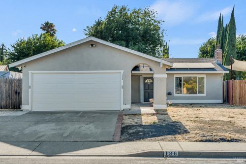 136 Brockton Court, Vacaville, CA, 95687 | Card Image