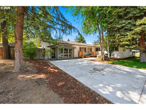 2245 Ne Shepard Rd, Bend, OR, 97701 | Card Image