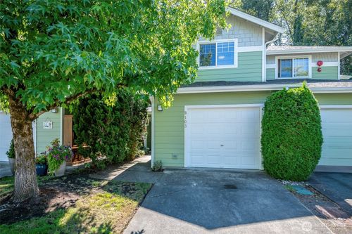 b103-15150 140th Way Se, Renton, WA, 98058-5805 | Card Image