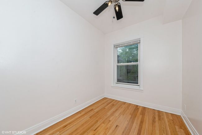 APT-2 - 3256 N Lakewood Ave, Condo with 3 bedrooms, 2 bathrooms and null parking in Chicago IL | Image 8