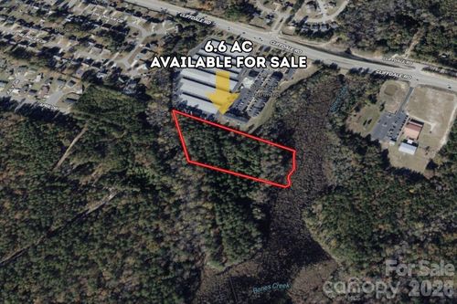 00 Off April Drive, Fayetteville, NC, 28314 | Card Image