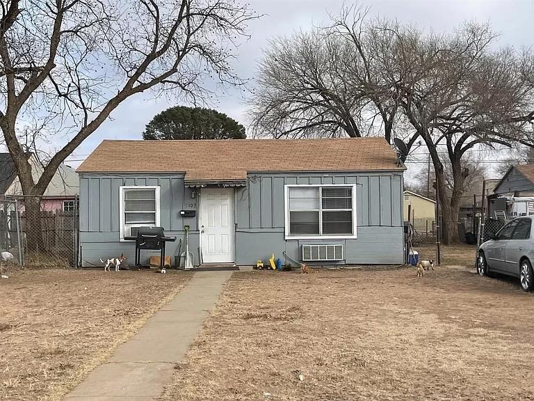Avenue P , Lubbock, TX 79411