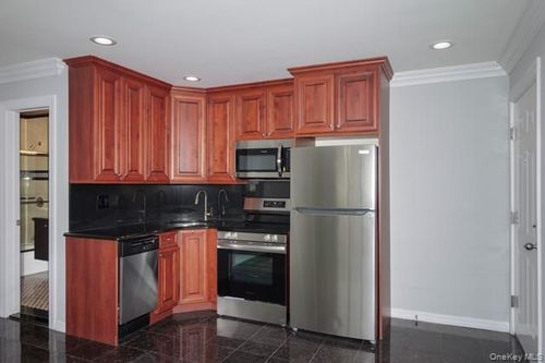 apt-2b-118 Carleton Ave, Islip Terrace, NY, 11752-2637 | Card Image