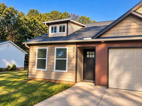 8614/8616 Valley Falls Road, Boiling Springs, SC, 29316 | Card Image
