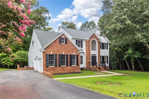 3929 Meadowview Ln, Richmond, VA, 23223-1673 | Card Image