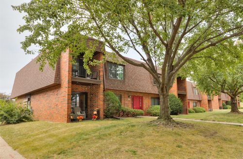 unit-4-4549 Woodland Ave, West Des Moines, IA, 50266-1753 | Card Image