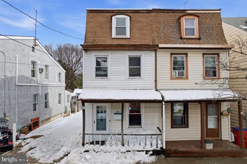 523 Swain St, BRISTOL, PA, 19007-3520 | Card Image