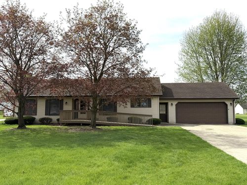 8923 Luann Dr S, DeMotte, IN, 46310-8256 | Card Image