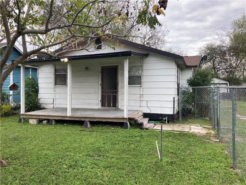 317 Cheyenne St, Corpus Christi, TX, 78405-2714 | Card Image