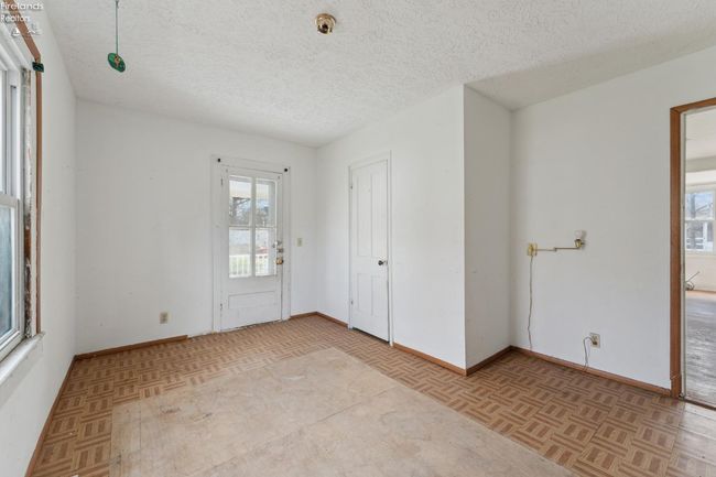 34 N Park St, House other with 4 bedrooms, 2 bathrooms and null parking in Oberlin OH | Image 15