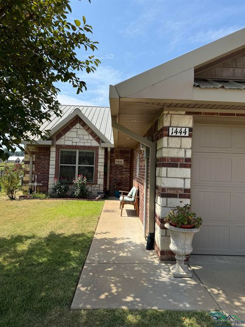 1444 Garner Ln, Longview, TX, 75605-4136 | Card Image