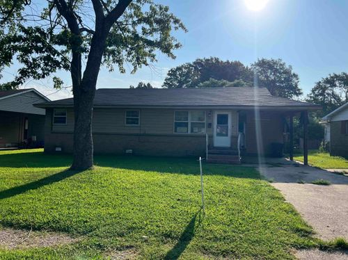 121 S Magnolia Dr, Trumann, AR, 72472-2916 | Card Image