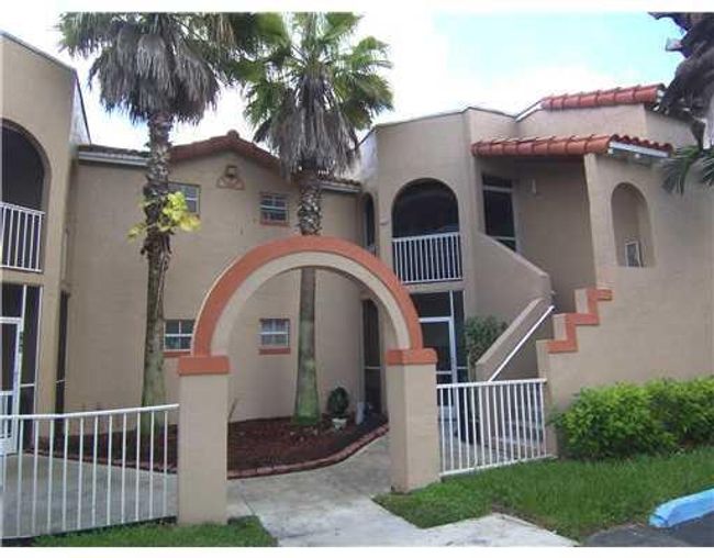 Exterior Front | Image 13