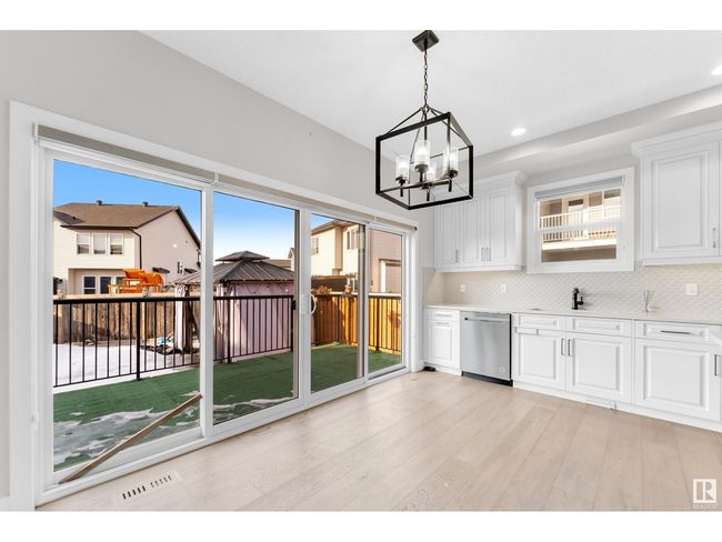 824 34 Ave Nw, House other with 6 bedrooms, 6 bathrooms and 6 parking in Edmonton AB | Image 22