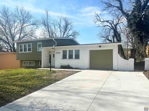 3119 Sw Twilight Dr, Topeka, KS, 66614 | Card Image