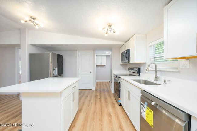 101 Tall Pine Trl, House other with 3 bedrooms, 2 bathrooms and null parking in SATSUMA FL | Image 12