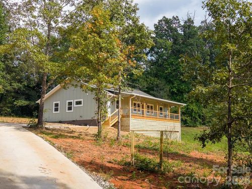 405 Sunshine Acres Road, Sylva, NC, 28779 | Card Image