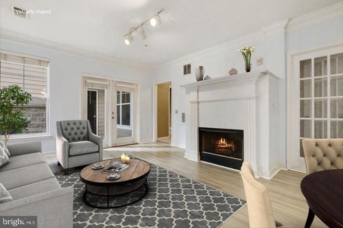 132-501 Hungerford Dr, ROCKVILLE, MD, 20850-5155 | Card Image