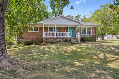 1003 Hickory St, Lawrenceburg, TN, 38464-3946 | Card Image