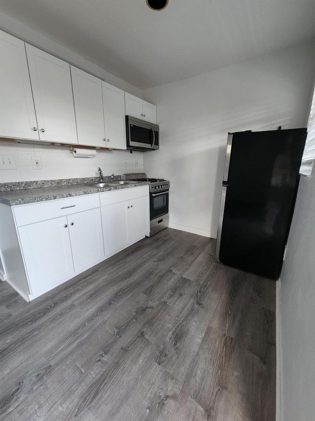 APT-10 - 321 N K St, Condo with 1 bedrooms, 1 bathrooms and null parking in Lake Worth Beach FL | Image 8