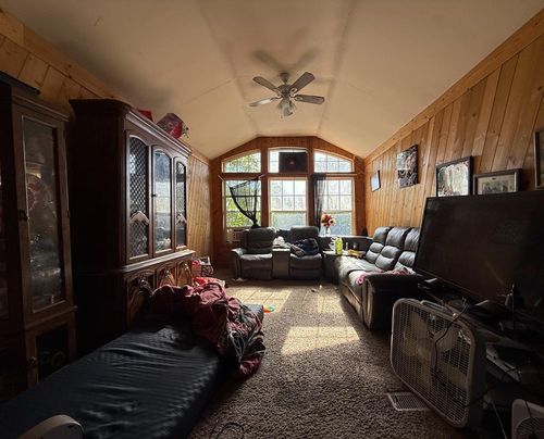 709 Ragged Ridge Rd, Frankfort, OH, 45628-9557 | Card Image