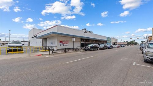 924 E Elizabeth St, Brownsville, TX, 78520-5147 | Card Image