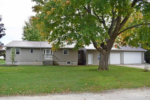 220 Pleasant St, Osage, IA, 50461-1038 | Card Image