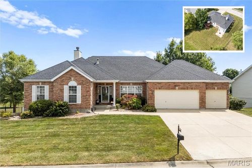 2240 Haverford Dr, Shiloh, IL, 62221-7990 | Card Image