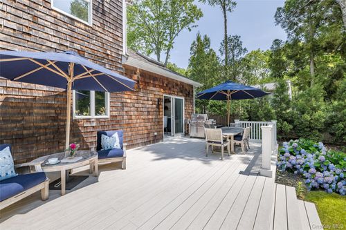29 Oyster Pond Ln, East Hampton, NY, 11937-1101 | Card Image