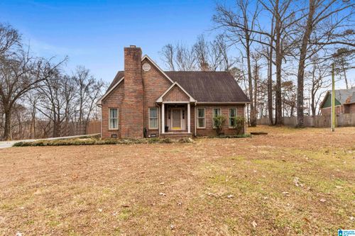 328 Bluff Dr Ne, Hartselle, AL, 35640-4339 | Card Image