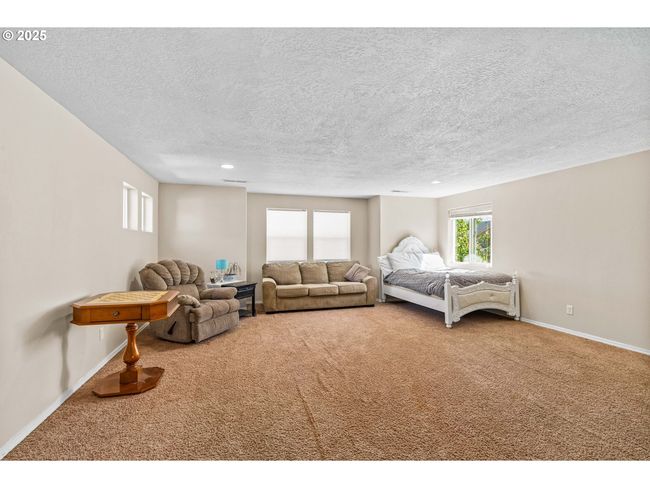 1972 Adelman Loop, House other with 3 bedrooms, 3 bathrooms and 2 parking in Eugene OR | Image 20