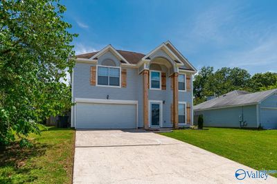 2609 Bonnie Oaks Drive Sw, House other with 3 bedrooms, 2 bathrooms and null parking in Huntsville AL | Image 1