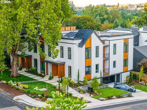 707 1st St, Lake Oswego, OR, 97034 | Card Image