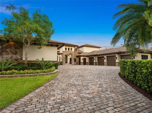 3724 Pine Lake Dr, Weston, FL, 33332-2100 | Card Image