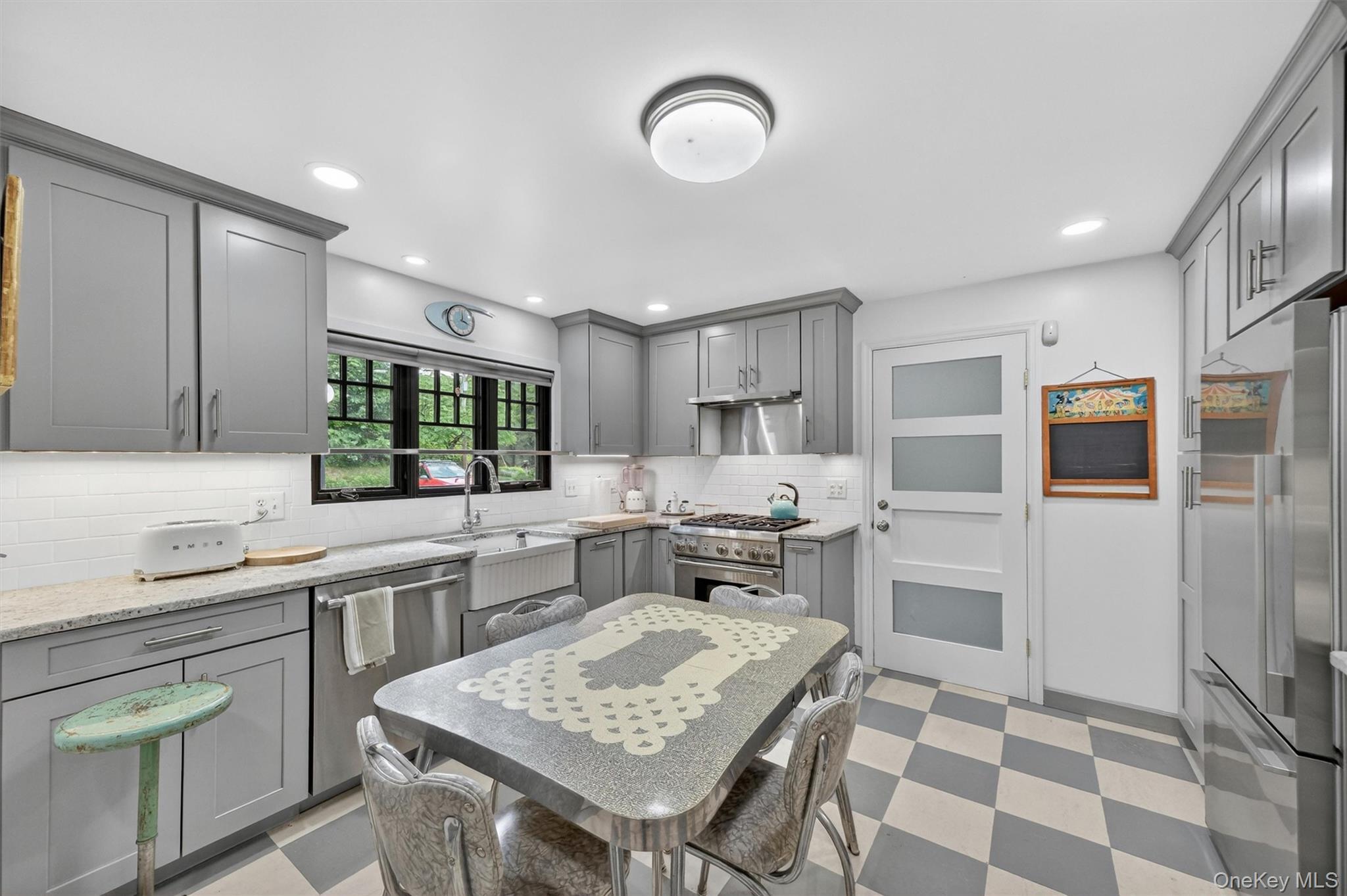 Residential in Pleasant Valley 5
