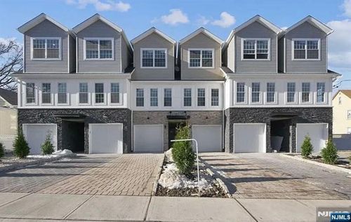 93 Prospect St, Garfield, NJ, 07026-2562 | Card Image