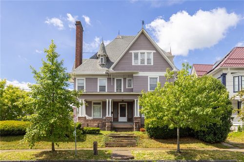 3 N Genesee St, Geneva, NY, 14456-1115 | Card Image