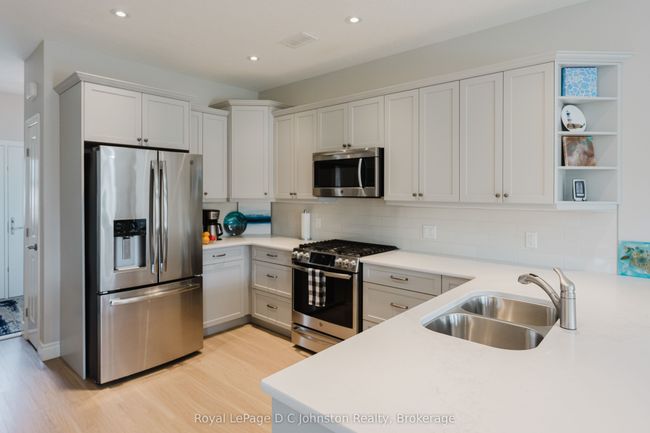 3 - 1050 Waterloo St, Condo with 2 bedrooms, 2 bathrooms and 1 parking in Port Elgin ON | Image 9