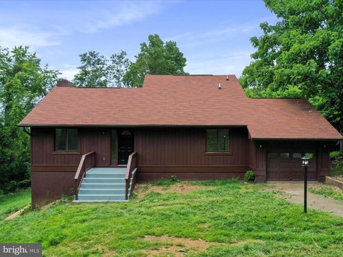 143 Zinn Way, LINDEN, VA, 22642-5608 | Card Image