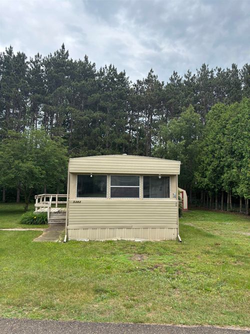 5383 Pine Dr, Croswell, MI, 48422-8482 | Card Image
