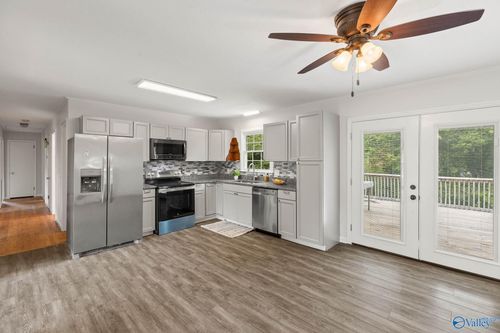 10008 Hickory Hill Ln Se, Huntsville, AL, 35803-1134 | Card Image