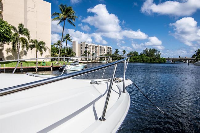 UNIT-202 - 16 Royal Palm Way, Condo with 2 bedrooms, 2 bathrooms and null parking in Boca Raton FL | Image 41