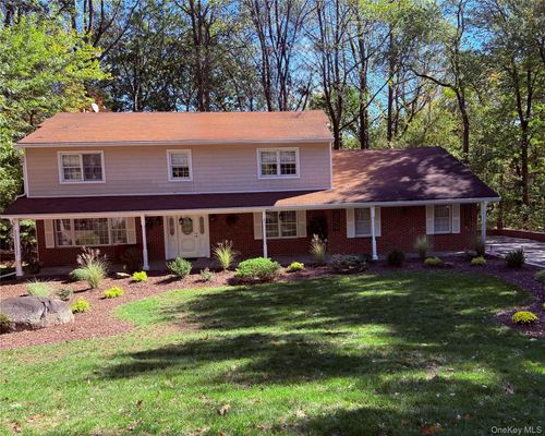 19 Stonehedge Dr, West Nyack, NY, 10994-1308 | Card Image